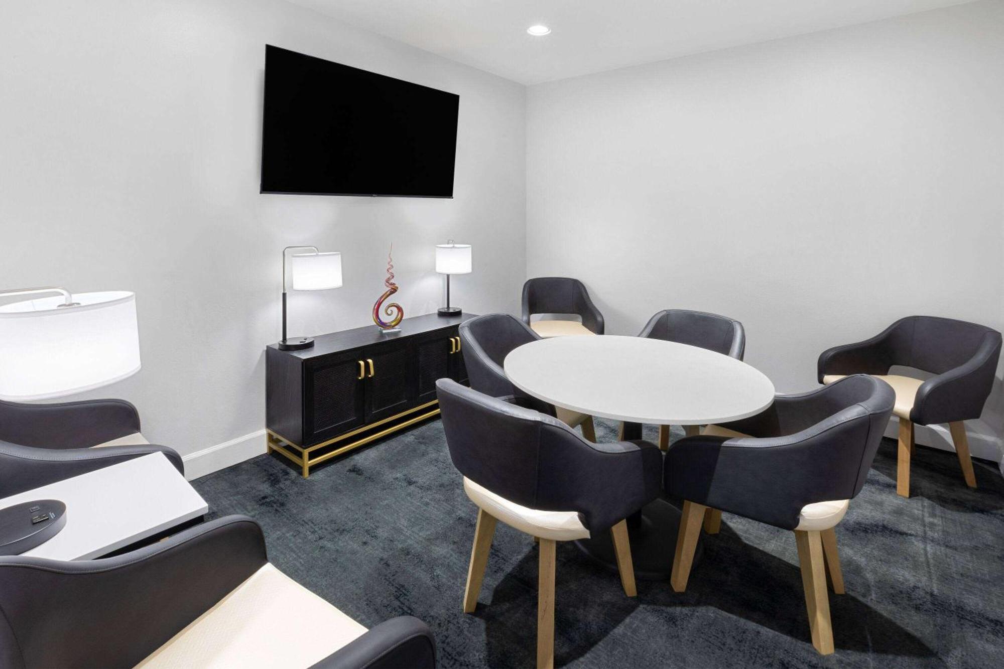La Quinta By Wyndham Austin - Cedar Park Hotel Ngoại thất bức ảnh