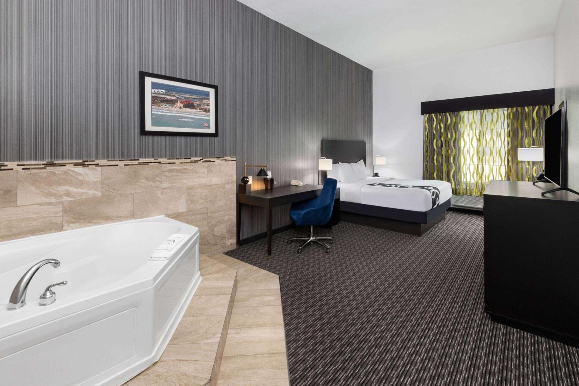 La Quinta By Wyndham Austin - Cedar Park Hotel Ngoại thất bức ảnh